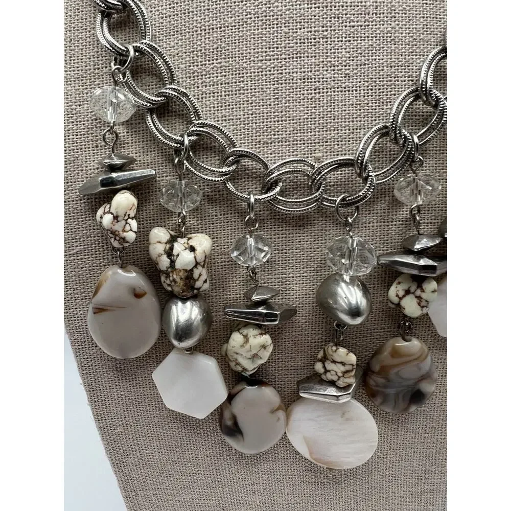 Laura‎ Ashley Bib Necklace Shell Howlite Glass Bead Silver Tone Adjustable
